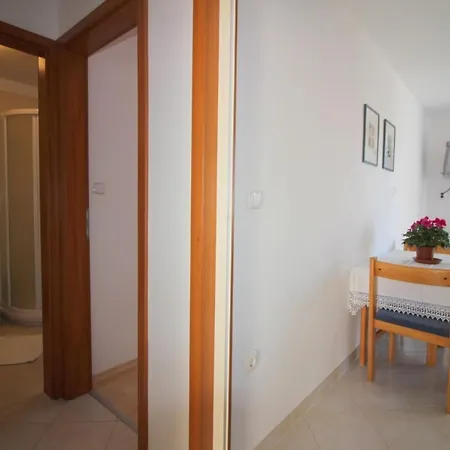 In Porec/istrien 10417 شقة *