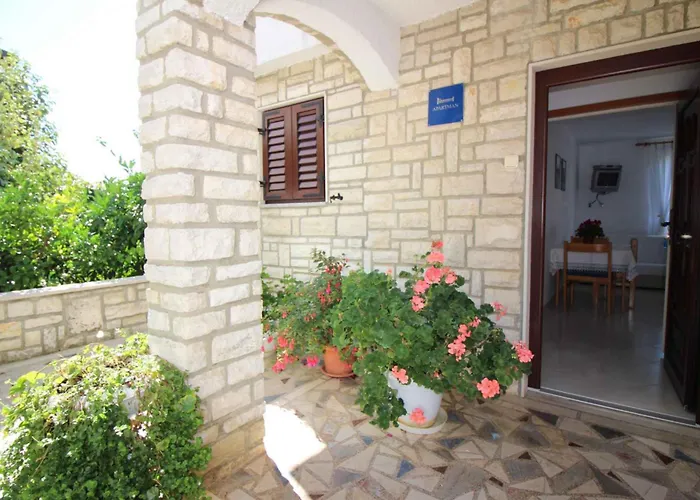 In - Istrien 10417 * Poreč